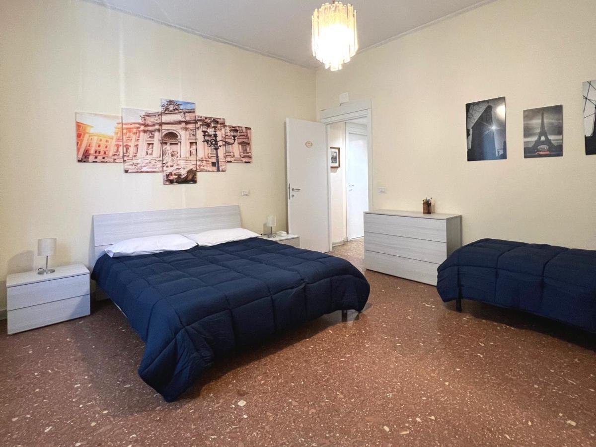 ローマPalazzo Senesiアパートメント エクステリア 写真